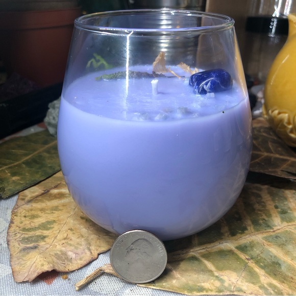 Handmade Soy Candle: Lavender Snow - Picture 4 of 4